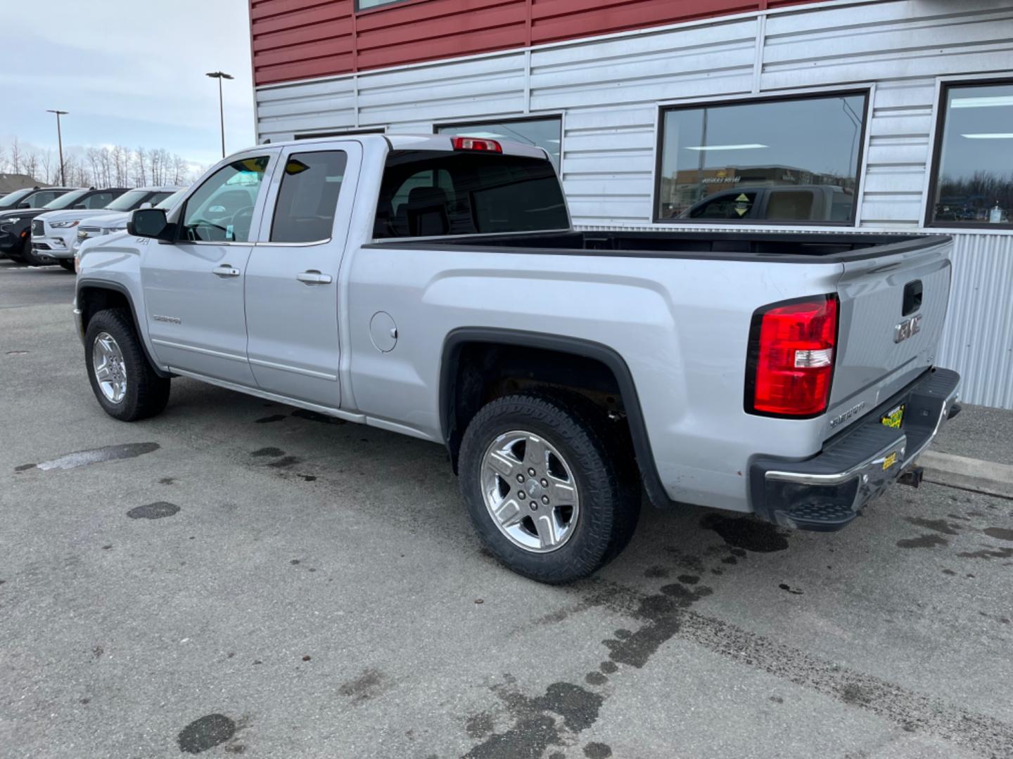 2015 Silver /charcoal cloth GMC Sierra 1500 SLE Double Cab 4WD (1GTV2UEC7FZ) with an 5.3L V8 OHV 16V engine, 6-Speed Automatic transmission, located at 1960 Industrial Drive, Wasilla, 99654, (907) 274-2277, 61.573475, -149.400146 - Photo#2